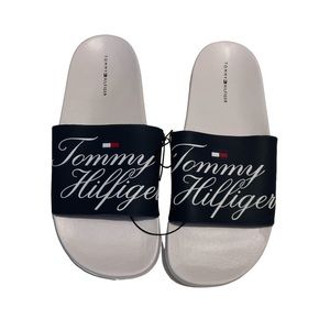 New Tommy Hilfiger slides for Womens / Mens. Labeled as 9 /mens size